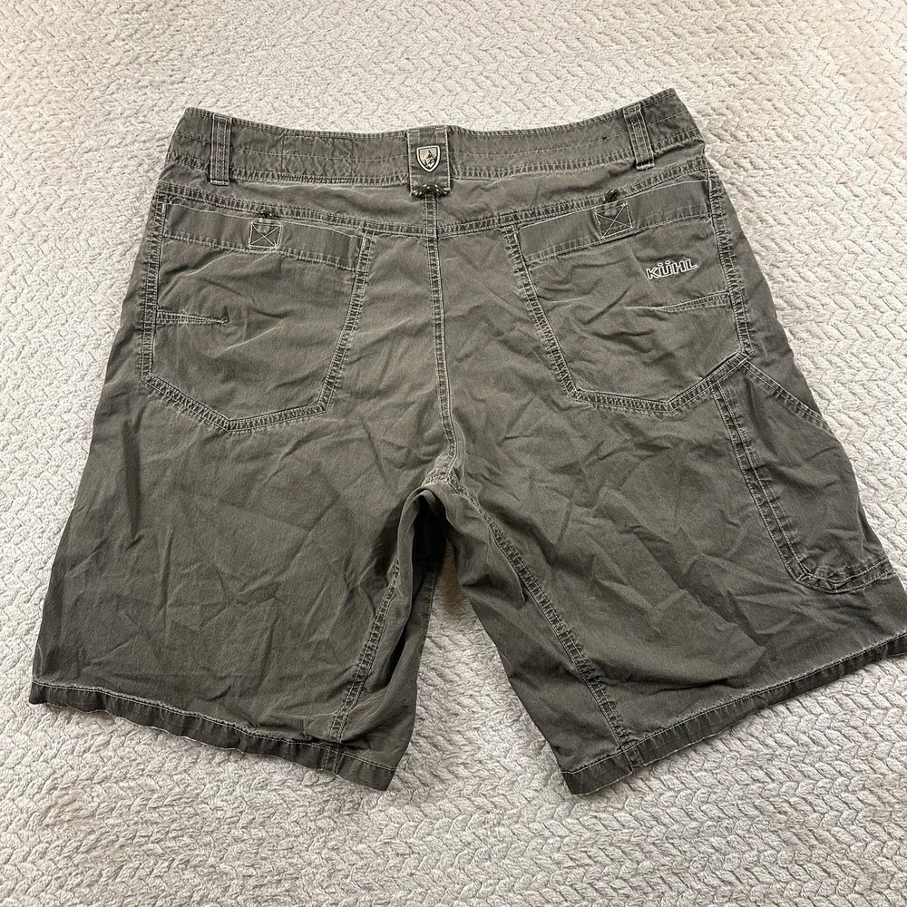 Kuhl Men's Vintage Patina Dye‎ Hiking Shorts Zip Cargo Pockets Size 36 Olive